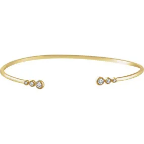 14k Gold Graduated Diamond Bangle Bracelet