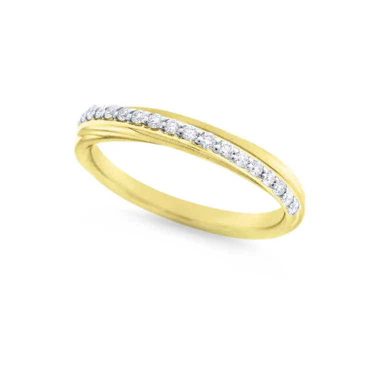 14k Yellow Gold Diamond Twist Band (I7937)