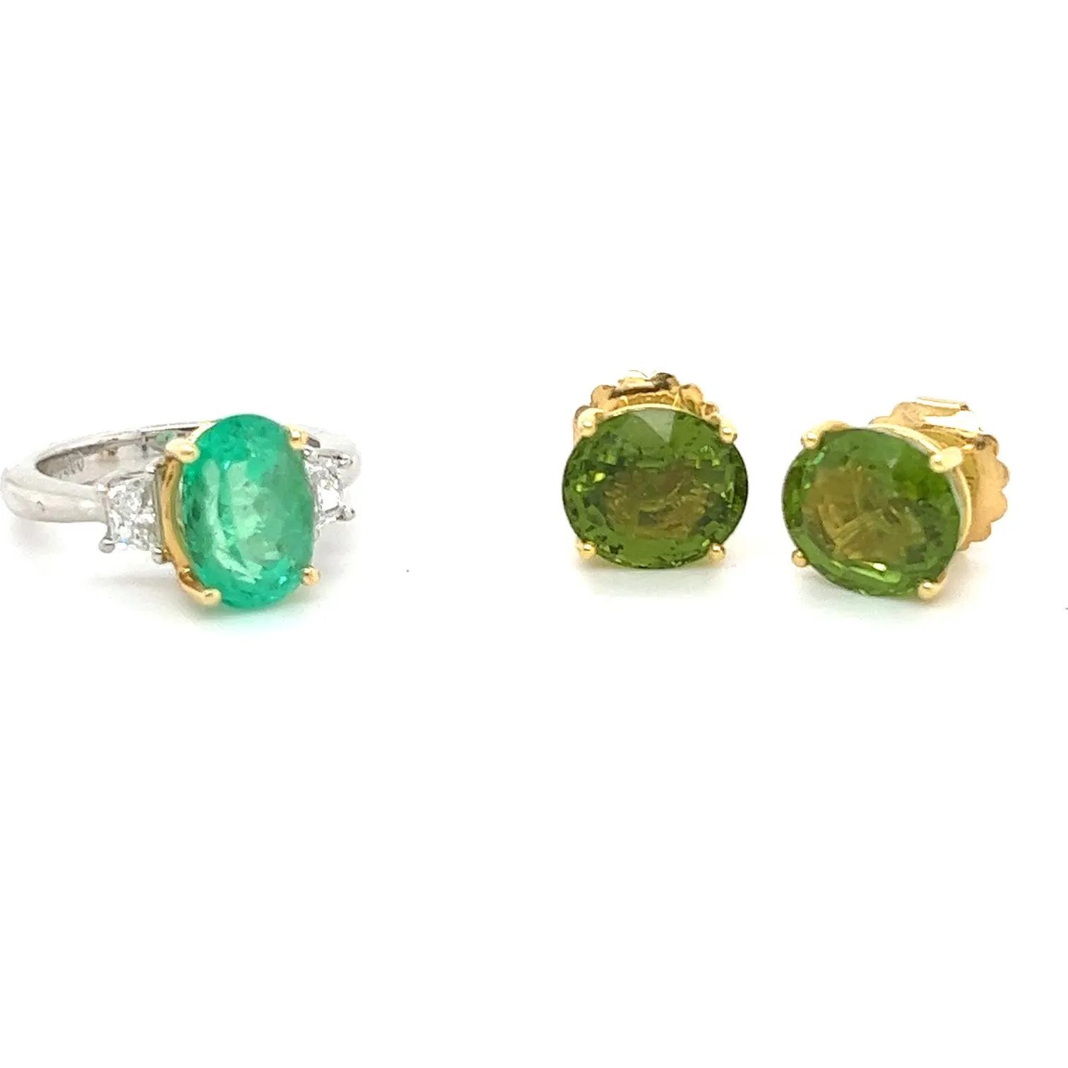 18kt Green Gold Studs with Quality Peridot