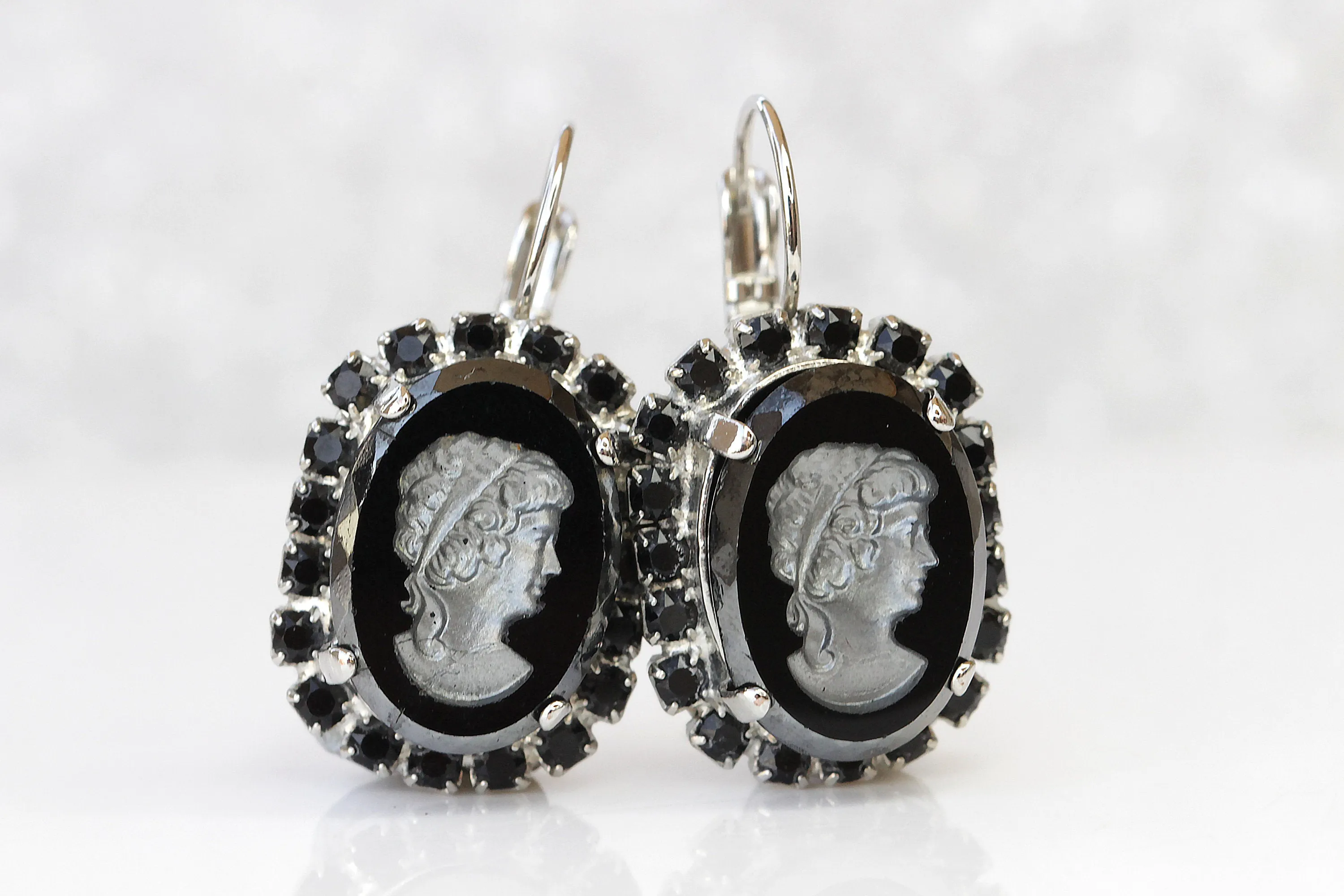 BLACK CAMEO EARRINGS