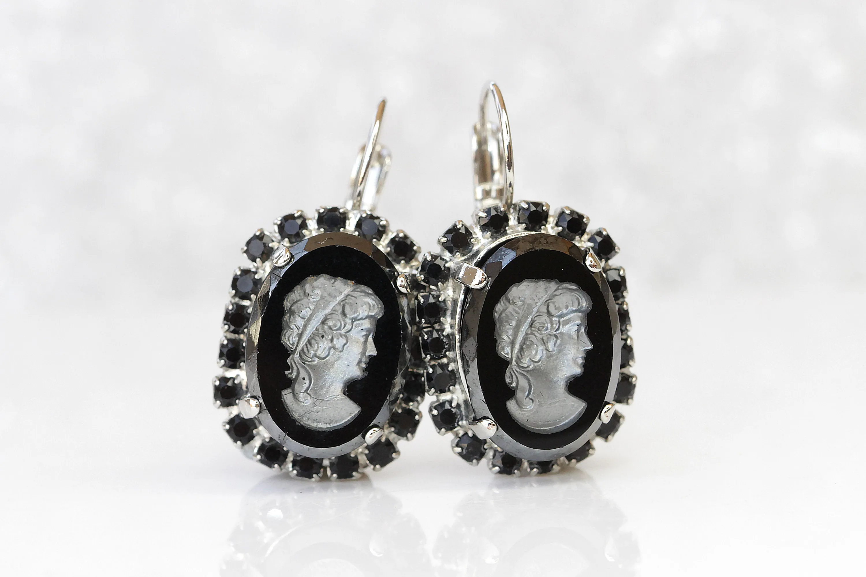 BLACK CAMEO EARRINGS