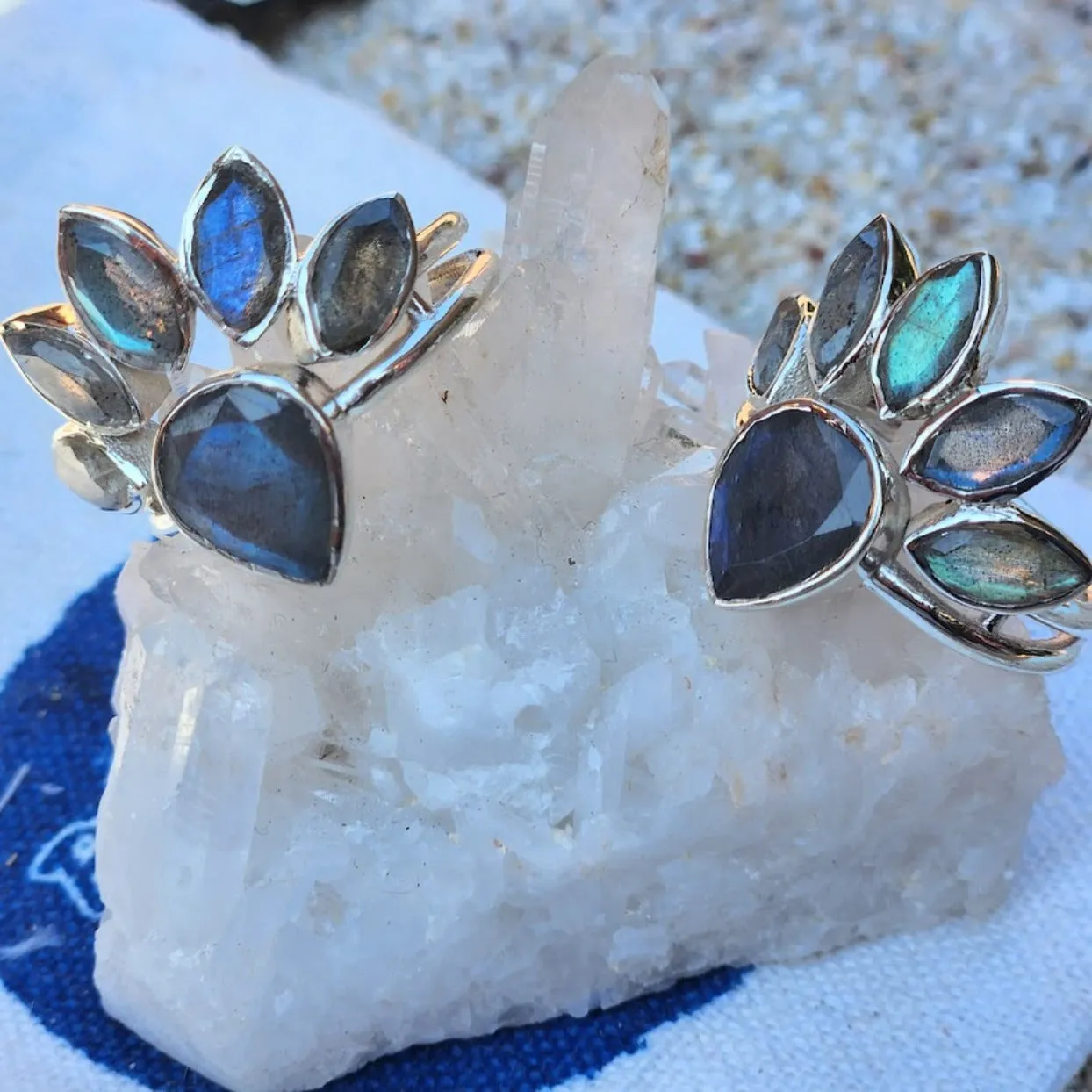 BLUE FLOWERS - LABRADORITE 925 BOHO RING