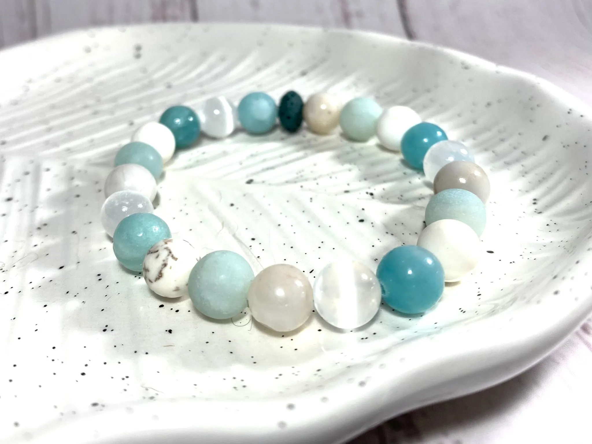 Calming Crystal Beaded Bracelet - Aromatherapy Bracelet