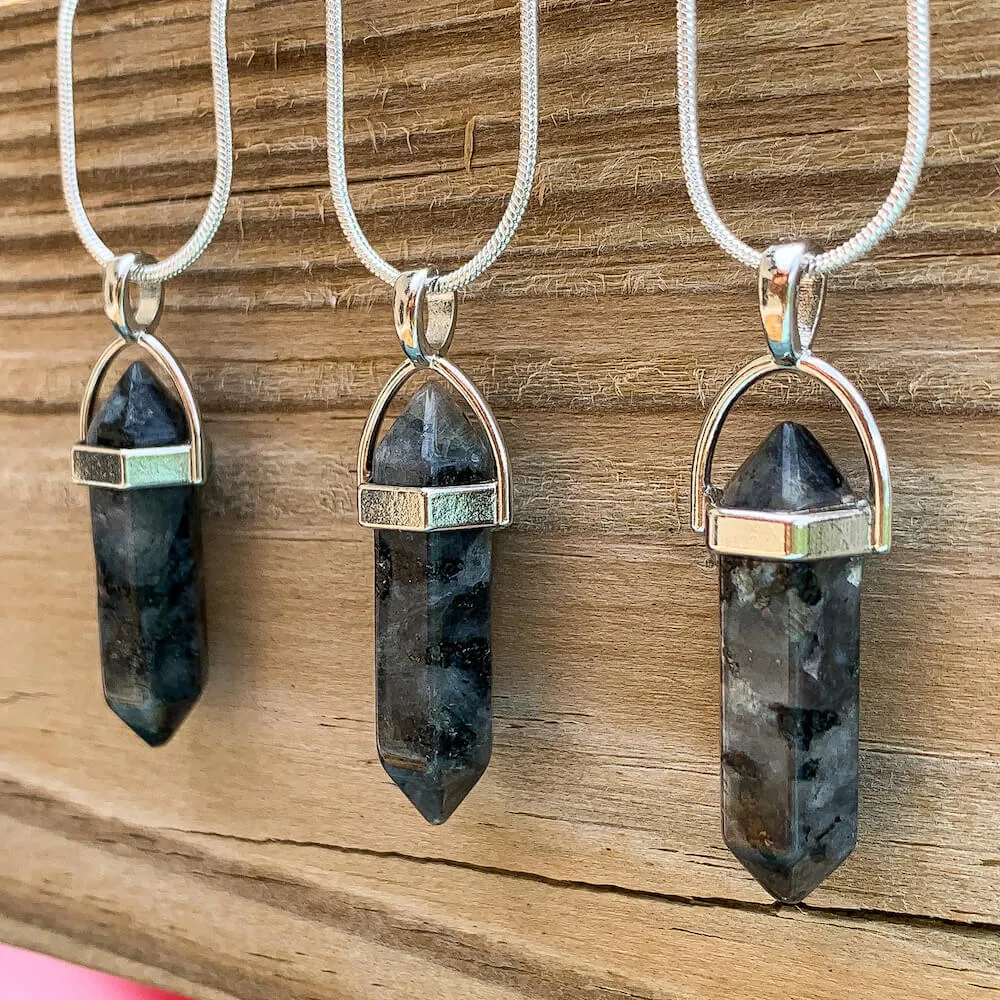 Double Point Gemstone Necklace