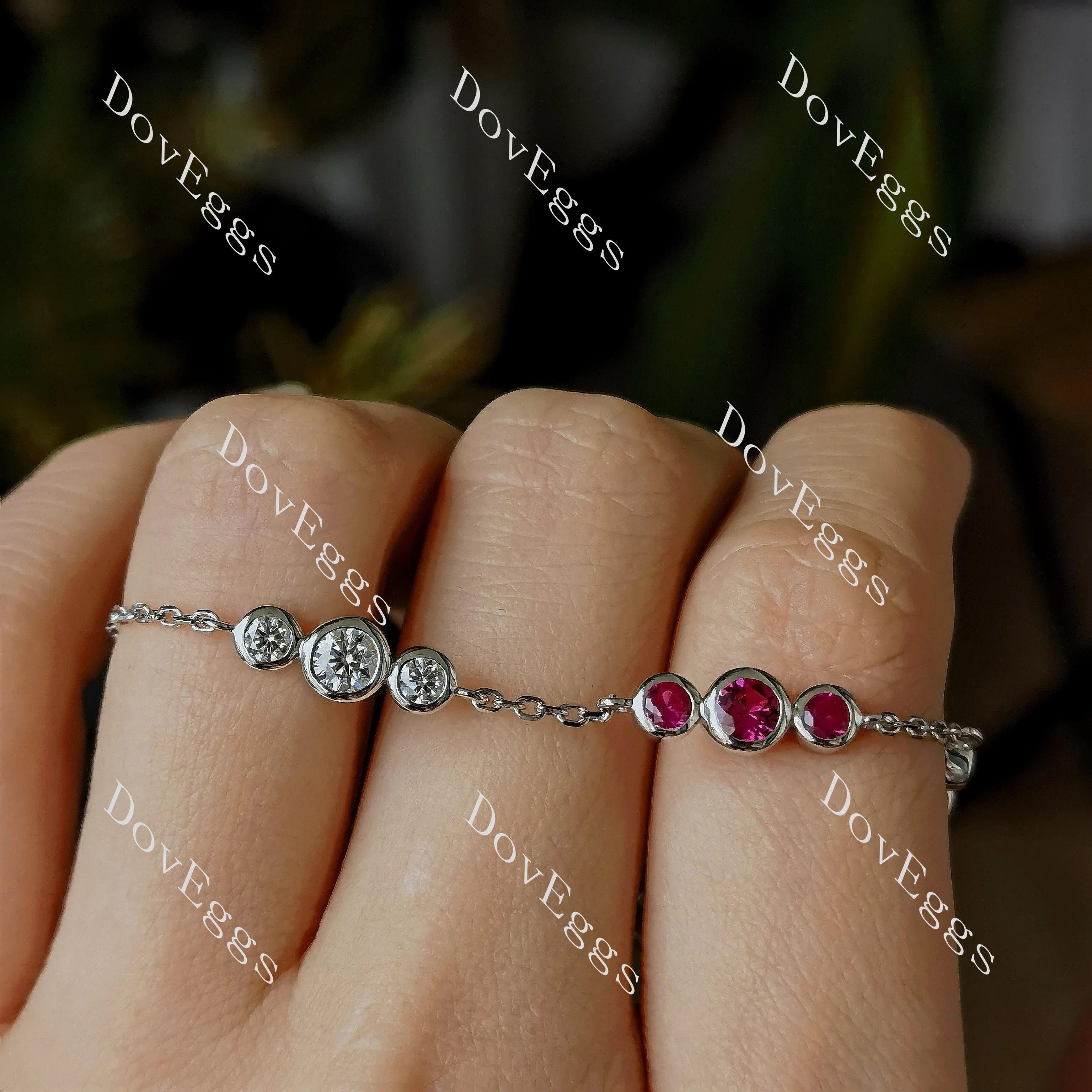 Doveggs round bezel moissanite/colored gem bracelet