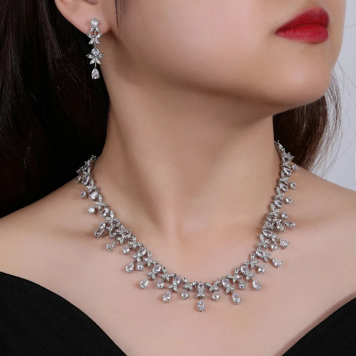 Elegant White Cubic Zirconia Bridal Jewelry Set Ladies Party Wedding Necklace And Earrings Set CN10492