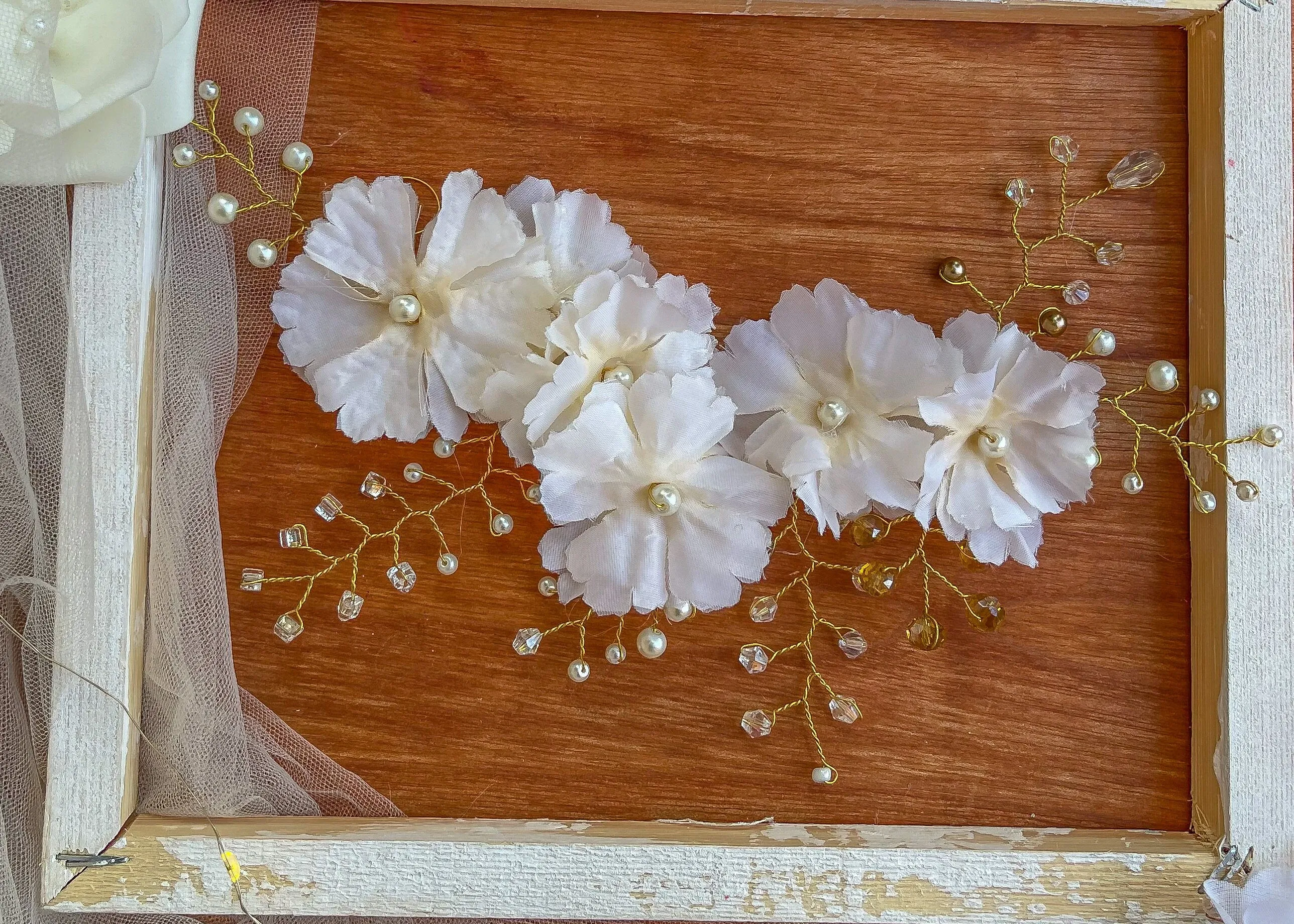 Gold Bridal Hair Vine With Ivory Flowers, Wedding Comb, Wedding Hair Piece, Wedding Hair Comb, Hair Vine Wedding, Gold Hair Jewelry ~H-17