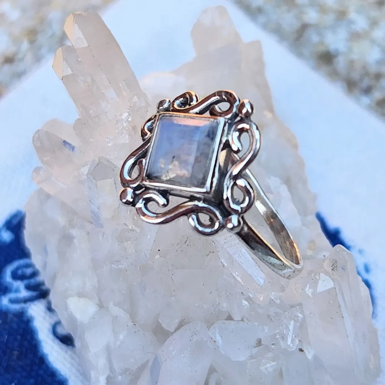 INFINITY MOONSTONE - 925 RING