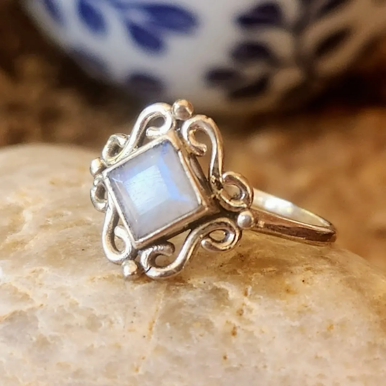 INFINITY MOONSTONE - 925 RING