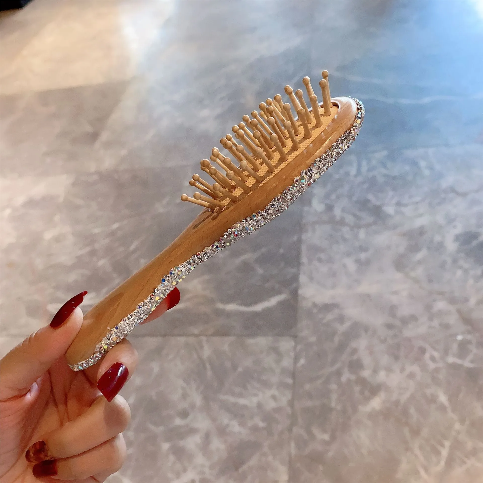 Luxury Hair Brushes All Rhinestone Oval Massage Comb Anti Static Hair Comb Hairdressing Tool Detangling Hair Combs for Kid Women