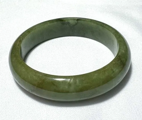 "Good Green" Genuine Natural Grade A Burmese Jadeite Bangle Bracelet 51 mm (716)