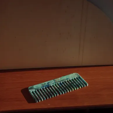 Recycled Cafe Teal Plastic Comb by Müll Club